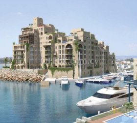 4 Bedroom Apartment with Private Pool in Limassol Marina