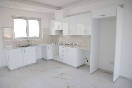 Luxury Three Bedroom Flat in Larnaca