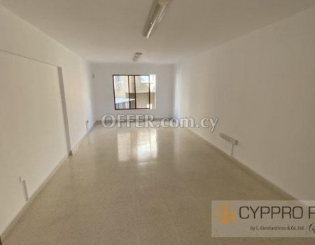 Spacious Office in Mesa Geitonia - 7