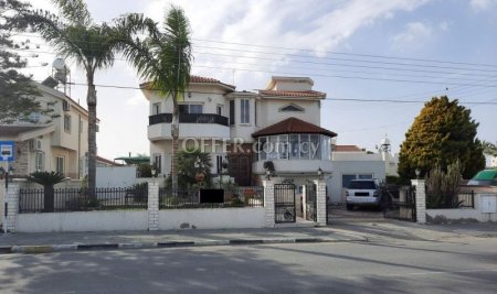New For Sale €650,000 House 3 bedrooms, Detached Aradippou Larnaca - 1