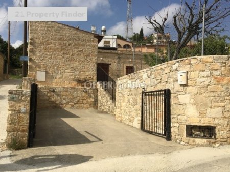 New For Sale €499,000 House (1 level bungalow) 2 bedrooms, Pachna Limassol