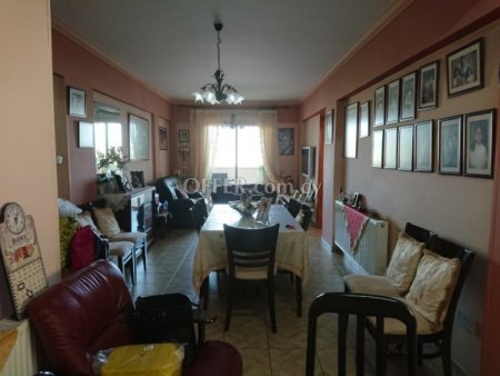 For Sale €140,000 Apartment 2 bedrooms Aradippou Larnaca
