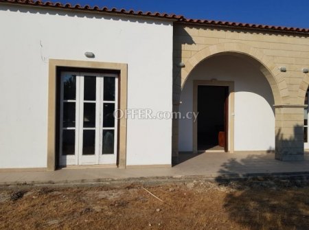 New For Sale €350,000 House (1 level bungalow) 4 bedrooms, Detached Psematismenos Larnaca - 6