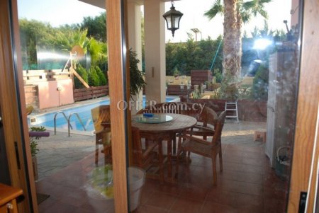 New For Sale €430,000 House 4 bedrooms, Detached Alampra Nicosia - 2