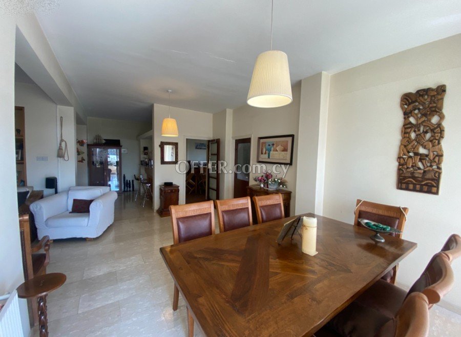 For Sale, Four-Bedroom Whole Floor Apartment in Agios Dometios - 9