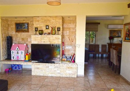 Detached Villa in Yeroskipou - 8