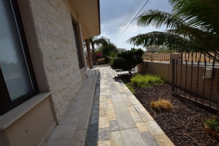 Four Bedroom Villa In Aradippou, Larnaca - 8