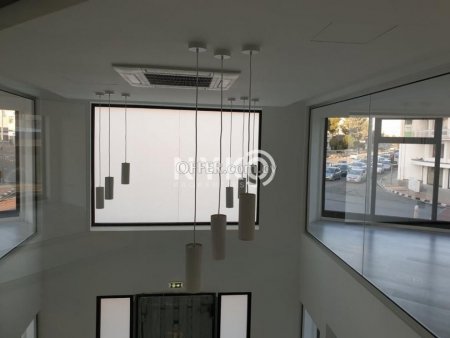 OFFICE SPACE [400 sqm] UNFURNISHED - 3