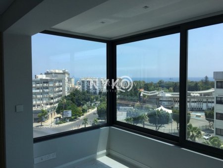 APARTMENT [3 BEDROOMS] FURNISHED - 7