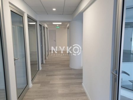 OFFICE SPACE [400 sqm] UNFURNISHED - 5