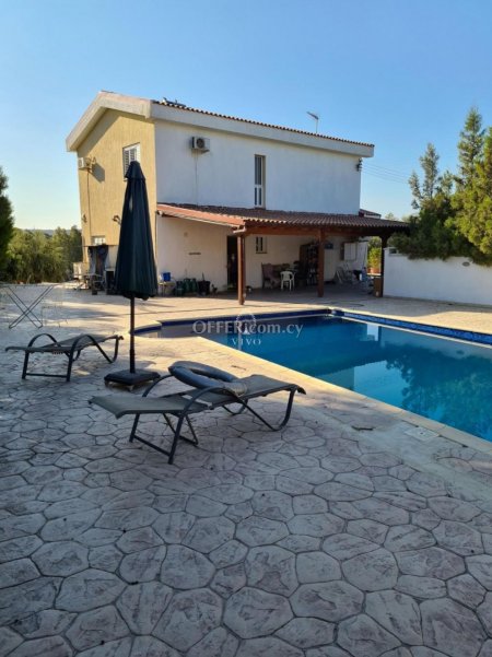 3 BEDROOM DETACHED HOUSE WITH POOL IN 5431 M2 LAND - 4