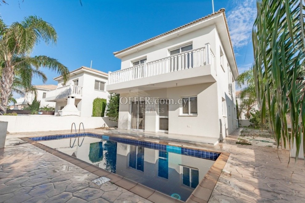 Beautiful Villa with Title Deeds in Nissi Avenue Ayia Napa - 1