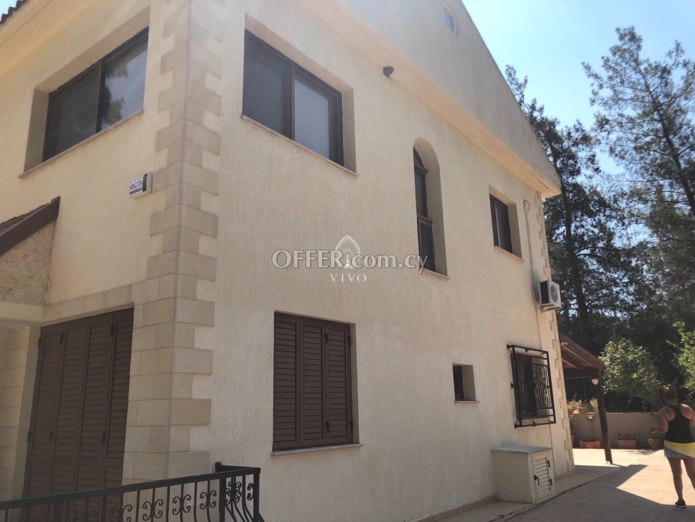 CHARMING MOUNTAIN HOUSE OF 3 BEDROOMS + LOFT IN MONIATIS LIMASSOL - 2