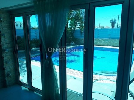 Luxury 4 Bedroom Detached Villa with Private Pool, Livadhia, Larnaca - 3