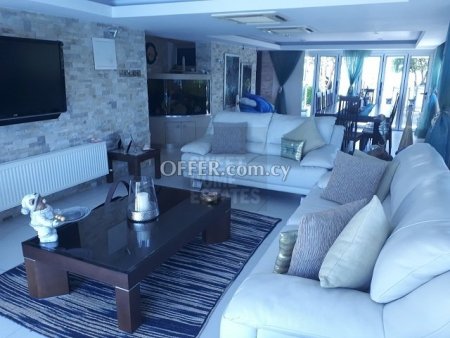 Luxury 4 Bedroom Detached Villa with Private Pool, Livadhia, Larnaca - 2