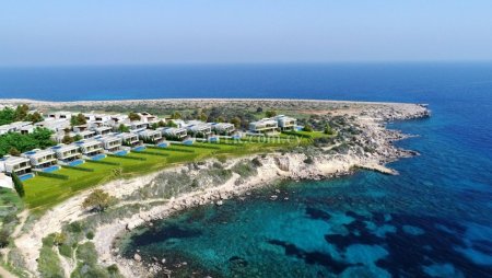 Exquisite Beach front Villa in cape Greco - 2