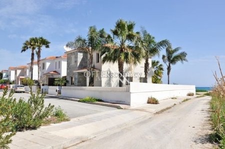 3 Bed House for Sale in Mazotos, Larnaca