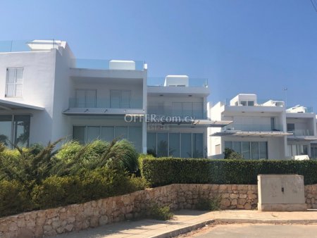 Charming Sunny Five Bedroom Townhouse by the Beach in Protaras