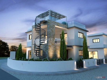 4-Bedroom Villa in Malama Beach