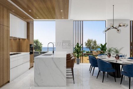 Modern Seafront Villa in a Prime Location - 11