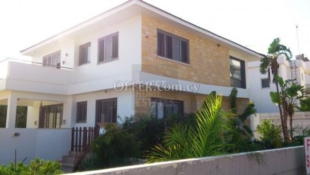 Villa with Unobstructed Sea Views in Cape Greco - 8