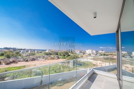Contemporary 4 Bedroom Villa in Ayia Napa, Nissi Beach - 8