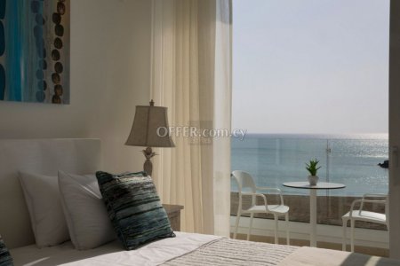 Exquisite Beach front Villa in cape Greco - 7