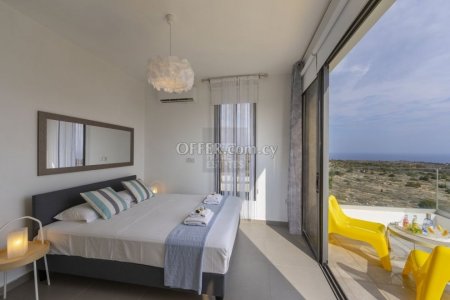 Exclusive Villa with Panoramic View - 7