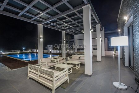 Spectacular 6 Bedroom Sea Front Villa in Ayia Napa - 6
