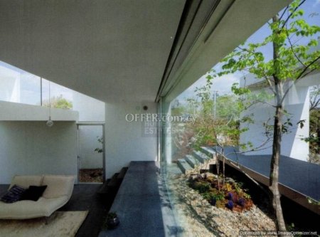 Contemporary 5-Bedroom Sea Front Villa in Kapparis - 5