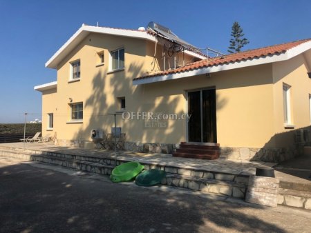 Family Villa on a Large Plot - 5