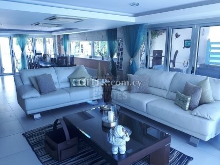 Luxury 4 Bedroom Detached Villa with Private Pool, Livadhia, Larnaca - 4