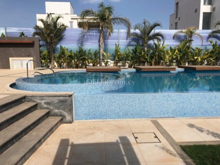 Stunning, Six Bedroom Villa with Sea Views - 4