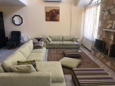 Family Villa on a Large Plot - 4
