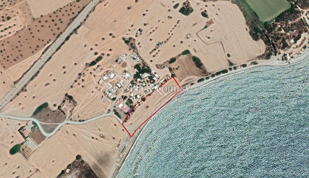 Field For Sale in Mazotos, Larnaca - 1