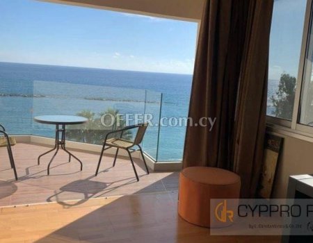 Beachfront 2 Bedroom Apartment in Agios Tychonas - 7