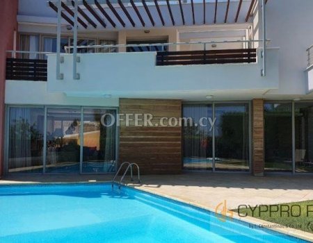 5 Bedroom Villa in Amathusa Coastal Heights