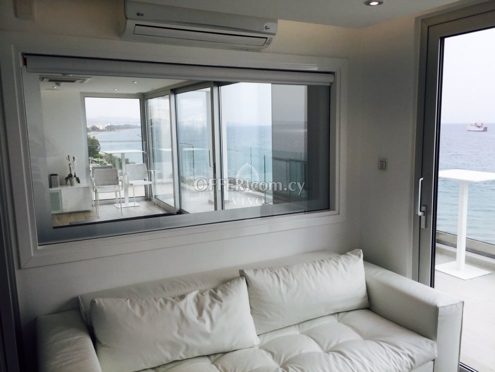 3 BEDROOM PENTHOUSE IN MOLOS AREA WITH AMAZING SEA VIEWS - 9