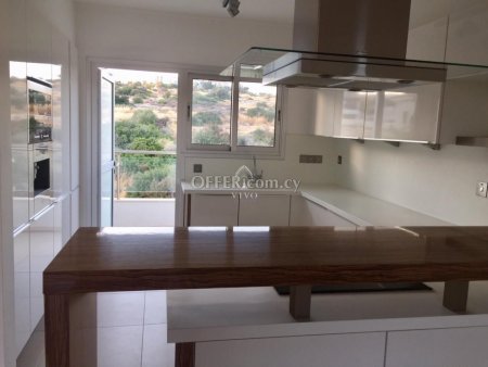 NEWSH  WHOLE FLOOR 4 BEDROOM APARTMENT IN PANOREA - 5