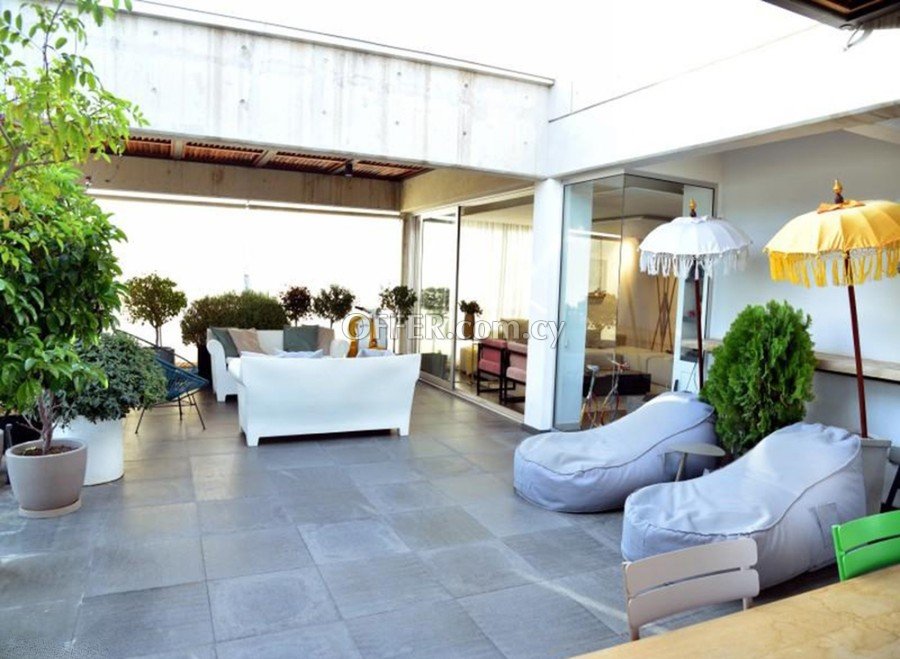 For Sale, Luxury and Contemporary Three-Bedroom Whole Floor Penthouse in Strovolos - 3