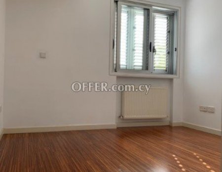 For Sale, Three-Bedroom Luxury Penthouse in Agioi Omologites - 5