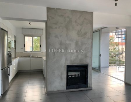 For Sale, Three-Bedroom Luxury Penthouse in Agioi Omologites - 2