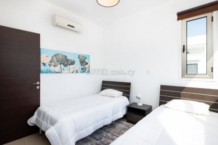 TWO BEDROOM APARTMENT IN LARNACA CITY CENTER - 3