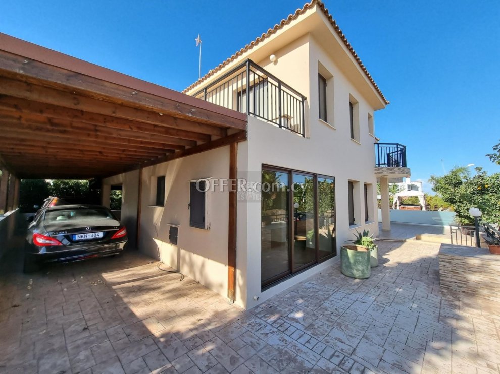 5-Bedroom Detached House in Paralimni, Famagusta - 17