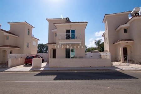 Beautiful Detached Villa with Title Deeds in Pernera