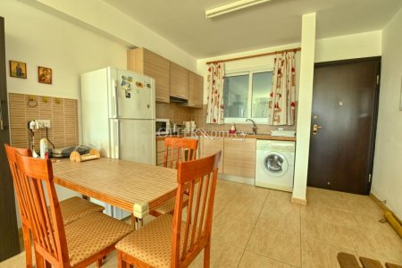 2 Bedroom Apartment With Title Deeds, Paralimni - 8
