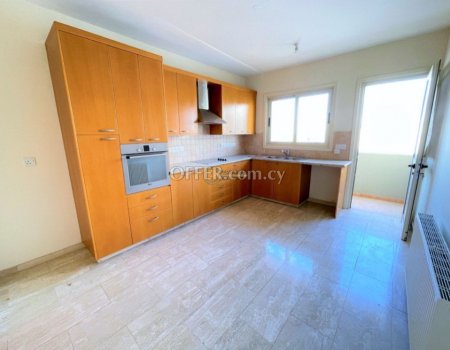 Luxurious 3 bedroom 156m² apartment with a wonderful view of Nicosia, available for sale in a prime location of ​​Lykabittos, close to the Landmark Hotel. The apartment is situated - 6