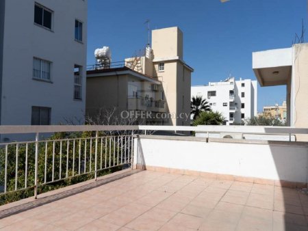 Semi detached two storey house for sale in Strovolos - 7