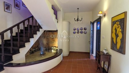 RESALE 4 BEDROOM PLUS OFFICE SPACE VILLA WITH POOL IN GERMASOYIA.