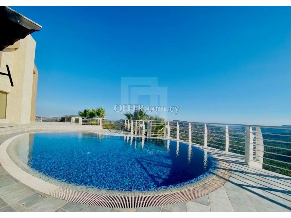 Stunning villa with magnificent views for sale in Moniatis village - 1